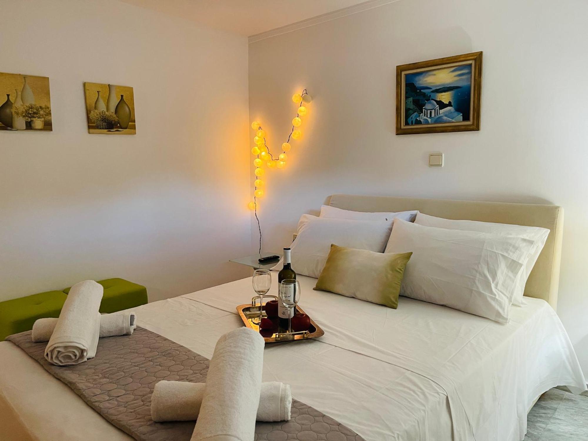 Erotospilia Porto Rafti Near The Athens Airport Apartment Luaran gambar